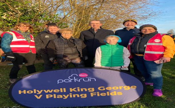 Over 200 runners turn out for the launch of Holywell parkrun
